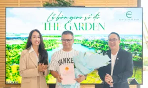 Những cư dân Eco Central Park đầu tiên nhận sổ đỏ