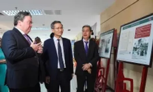 Lần đầu công bố nhiều tư liệu 30 năm bình thường hóa quan hệ Việt - Mỹ Lần đầu công bố nhiều tư liệu 30 năm bình thường hóa quan hệ Việt - Mỹ