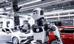 Hãng ôtô kêu gọi ông Trump không đánh thuế robot trong nhà máy Hãng ôtô kêu gọi ông Trump không đánh thuế robot trong nhà máy