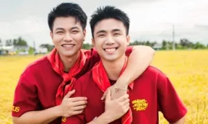 Đồ đôi của cặp sao Ninh Dương Story